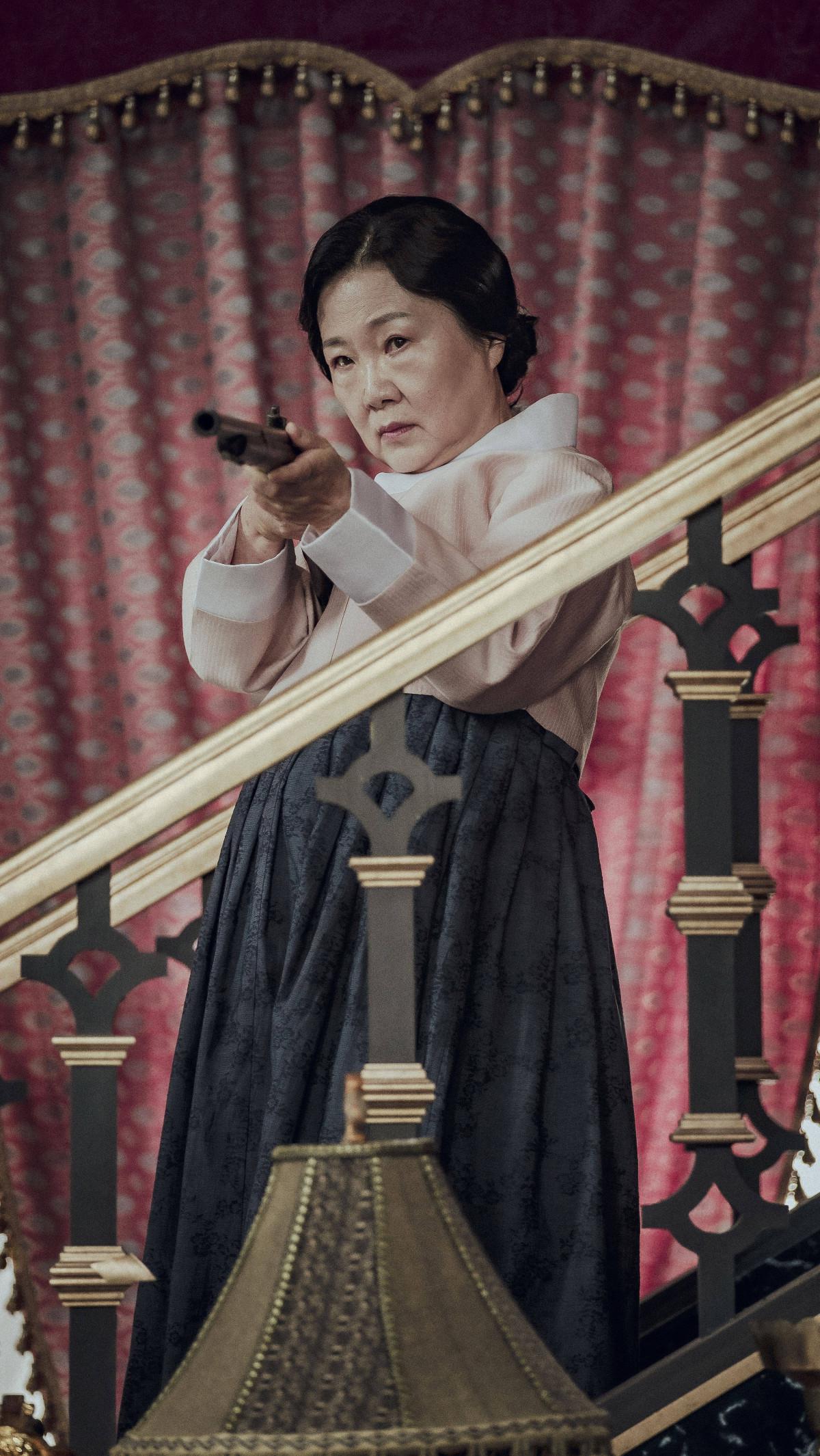 5. Nyonya Nawol (Kim Hae Sook)