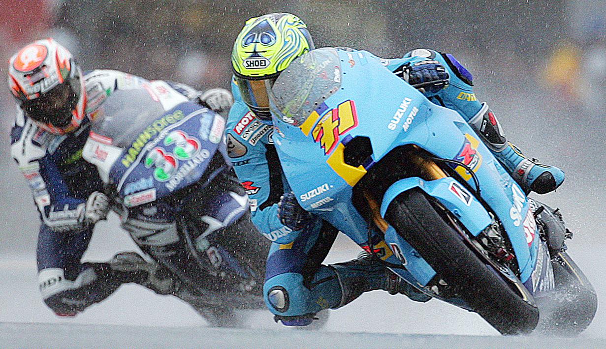 Chris Vermeulen. Pembalap Australia berusia 39 tahun yang terakhir tampil di MotoGP pada 2012 ini memiliki julukan Rain Wizard karena skill mengagumkannnya di trek basah. Salah satu aksi gemilangnya adalah saat menjuarai kelas MotoGP pada MotoGP Prancis 2007. (AFP/Jean-Francois Monier)
