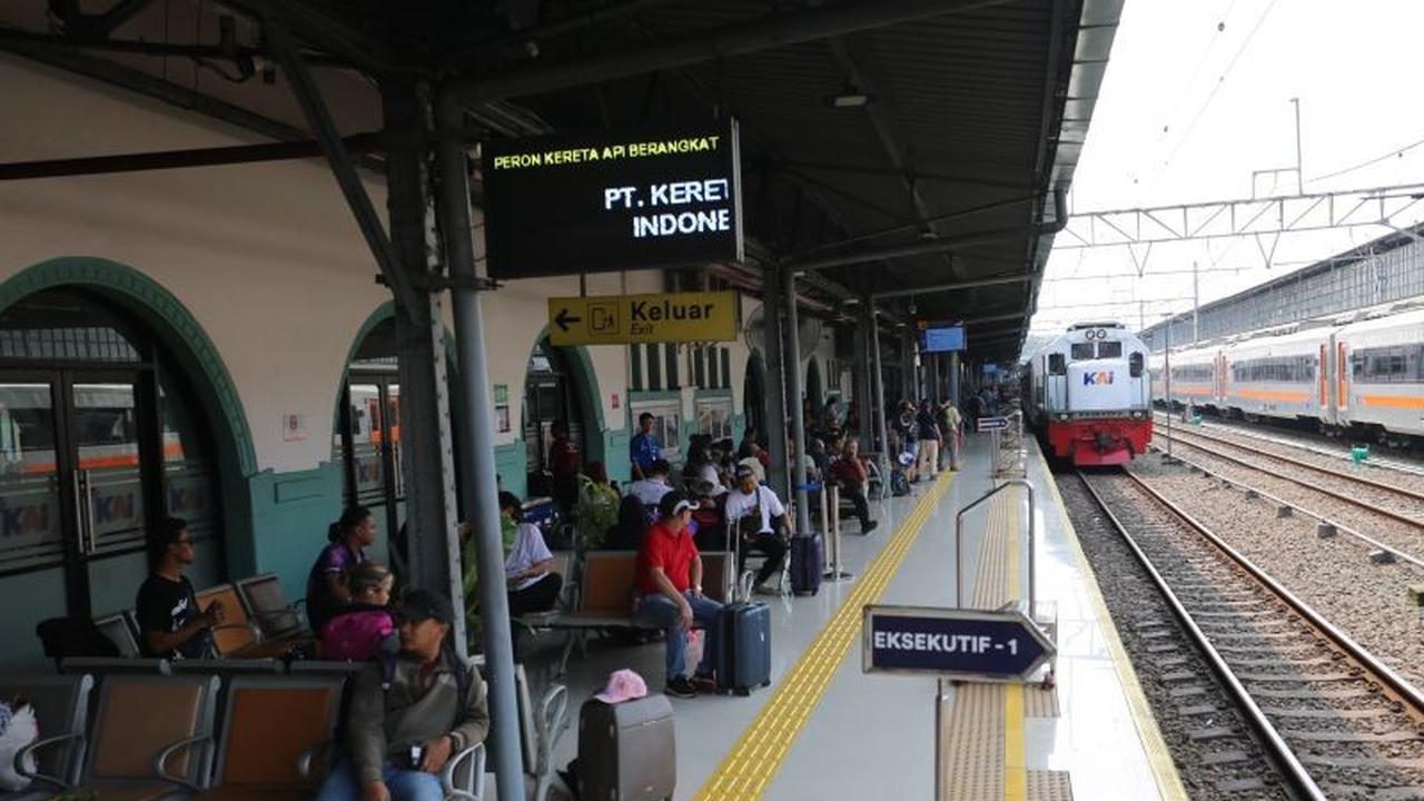 Trivia KAI: 12 Kereta Api Senen Jatinegara Berhenti di Jatinegara, Ini Daftar Lengkapnya