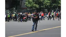 Polisi masih terus mendalami dugaan ada pelaku lain yang melakukan teror di Sarinah. Sebab, bukan tak mungkin ada pelaku yang memantau dan melihat dampak teror pascateror di jantung Ibu Kota itu.