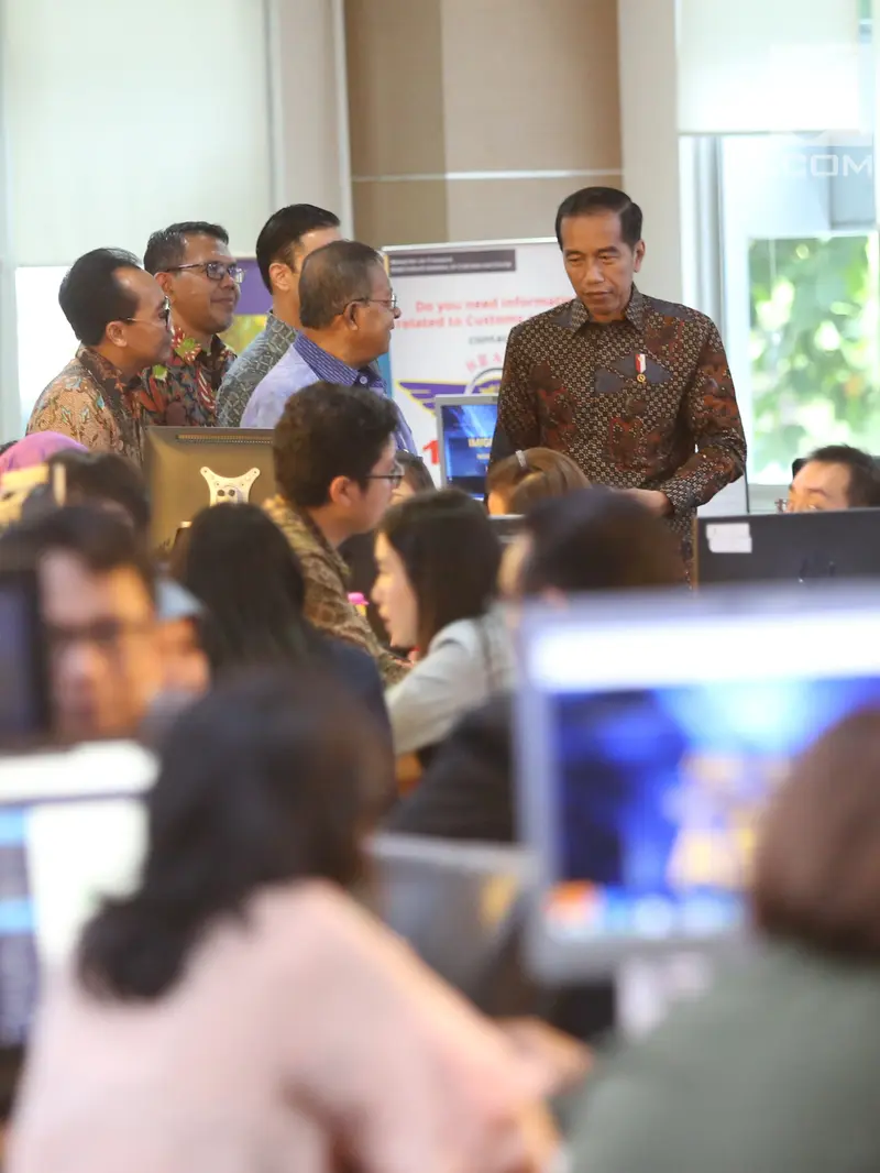 Presiden Jokowi Tinjau Pelayanan OSS di BKPM