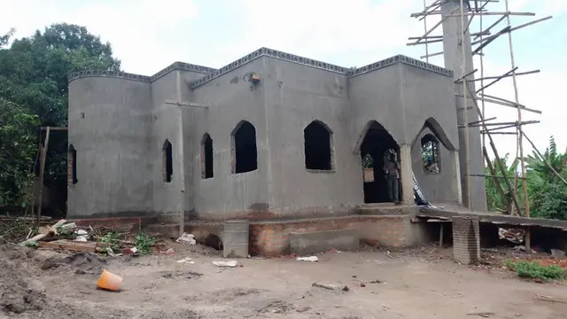 Ivan Gunawan senang masjid yang dibangunnya hampir rampung