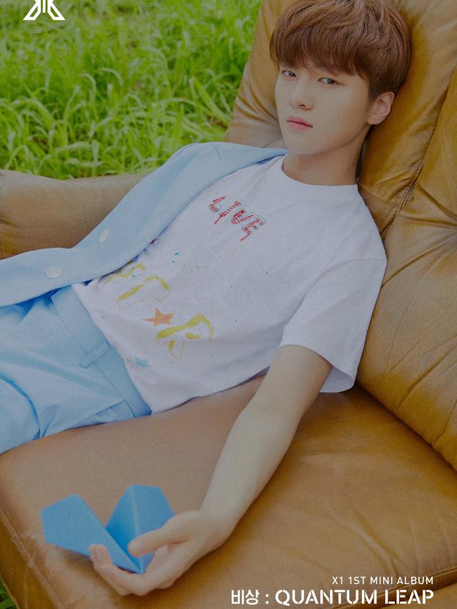 Jun Ho X1  (Twitter/ x1official101)