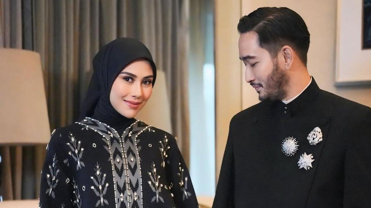 Aura Ibu Pejabat, Potret Terbaru Syahnaz Sadiqah Kenakan Kebaya Moden Anggun Banget