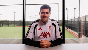 Andoni Iraola, pelatih baru Liverpool mulai musim 2026/2027. (Dok. liverpoolfc.com)