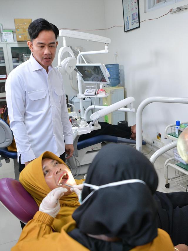 Kunjungi Puskesmas di Magelang Selatan, Gibran Optimalisasi Layanan CKG Daerah