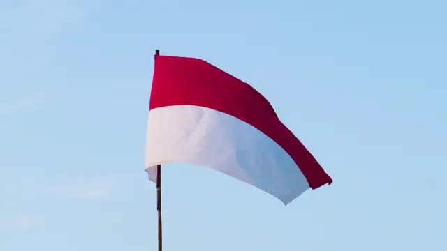 Bendera Merah Putih/Photo by James Tiono on Unsplash
