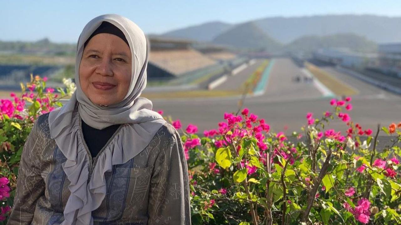 <b>Siapa Dr. Adi Utarini Itu?</b>