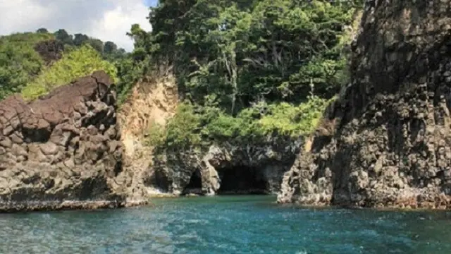 Gua Sarang di Sabang, Aceh