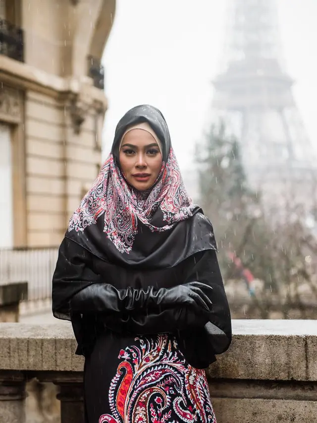 [Bintang] Gagal Fokus, Cantiknya Bunga Jelitha Kurang Eksis Karena Kesalahan Kecil Ini