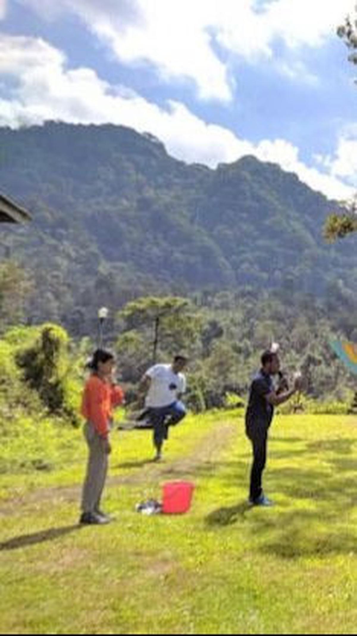 <b>Trawas Wisata Rekreasi Keluarga</b>