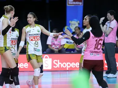 Tim Gresik Phonska Plus Pupuk Indonesia semakin kukuh di puncak klasemen sementara Proliga 2026 setelah menang atas Jakarta Electric PLN Mobile. (Dok. PBVSI)