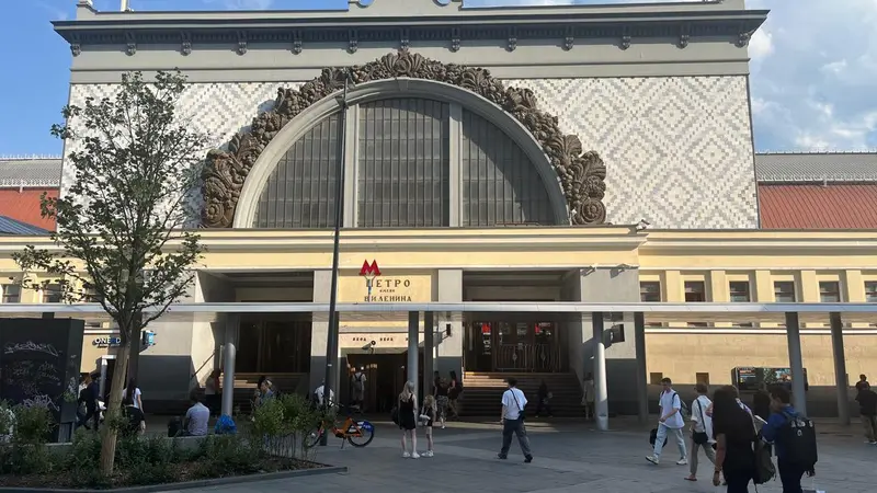 Stasiun metro Kievskaya di Moskow, Rusia.