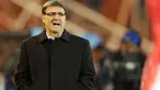 Gaya pelatih Paraguay Gerardo Martino memberi instruksi kepada para pemainnya di laga semifinal Copa America 2011 melawan Venezuela di Malvinas Argentinas Stadium, 20 Juli 2011. AFP PHOTO / ALEJANDRO PAGNI
