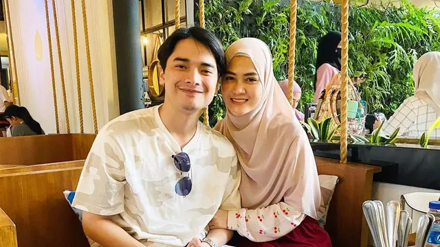 [Fimela] Alvin Faiz dan Henny Rahman