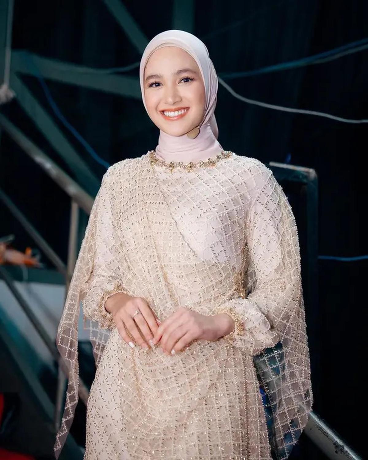6 Pilihan Model Dress Bridesmaid Hijab 2025, Bikin Tampilanmu Sempurna Saat Mendampingi Pengantin
