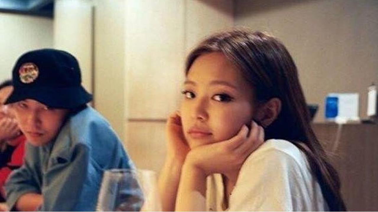 G-dragon dan Jennie