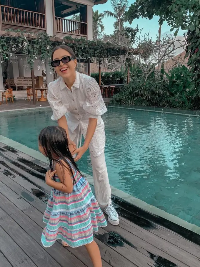 Olivia Jensen tak ingin paksa anak jadi selebriti