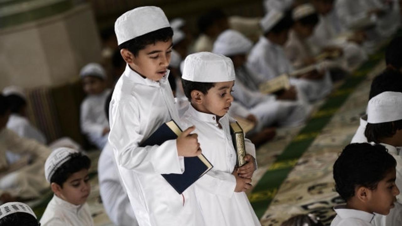Keceriaan bocah di Bahrain belajar baca Alquran