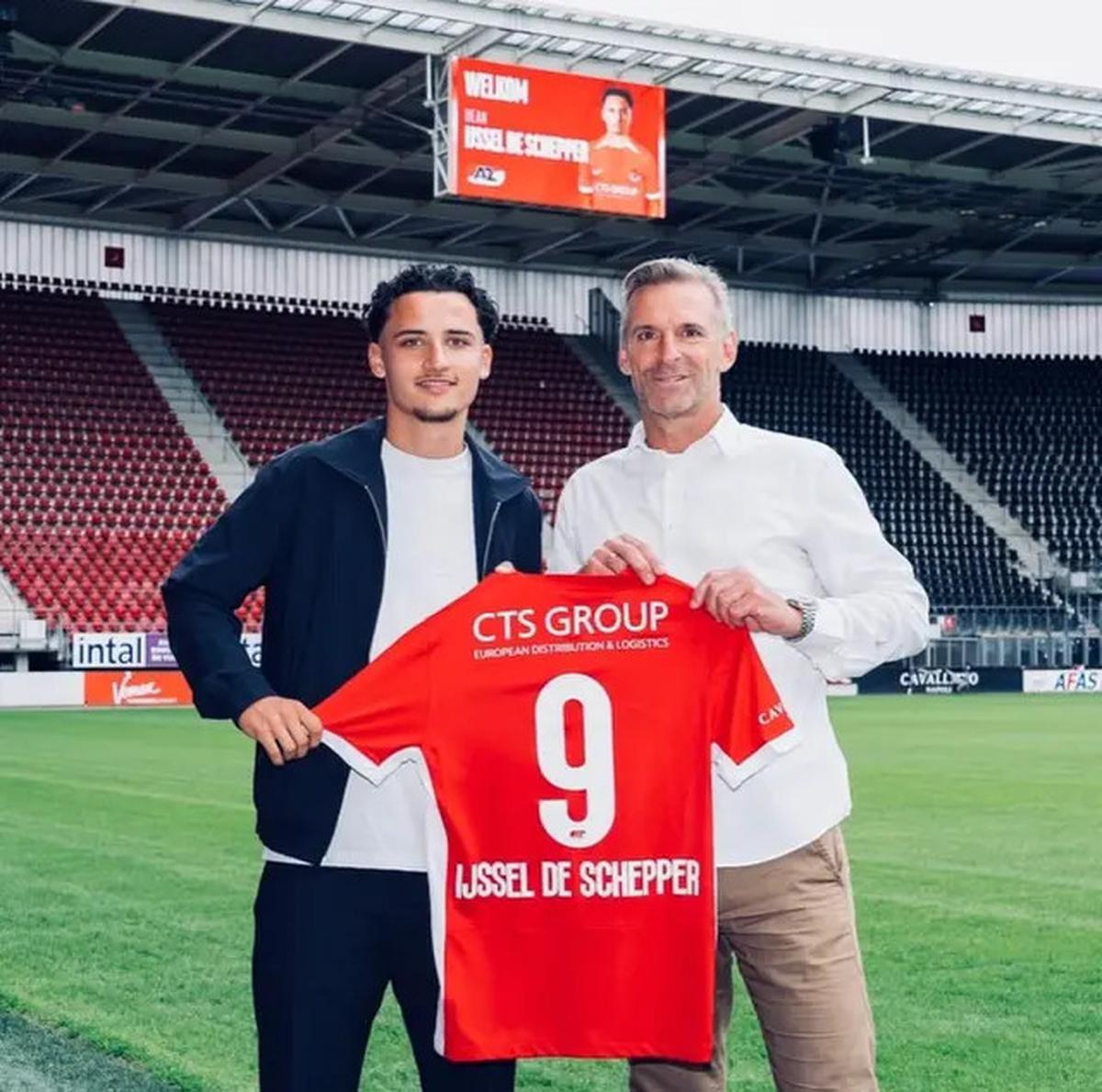 Tertarik Membela Timnas Indonesia, Striker yang Punya Darah Bandung dan Surabaya Milik AZ Alkmaar Ini Mengaku Belum Dihubungi PSSI