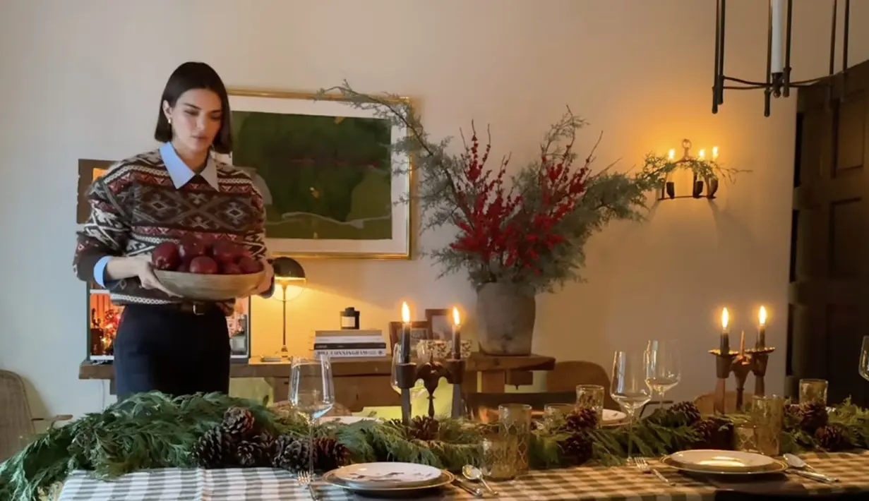 Kendall mengatakan bahwa dia cenderung memilih segala sesuatu yang terasa organik untuk mendekorasi rumahnya yang nyaman.  [Foto: Instagram/ Kendall Jenner]