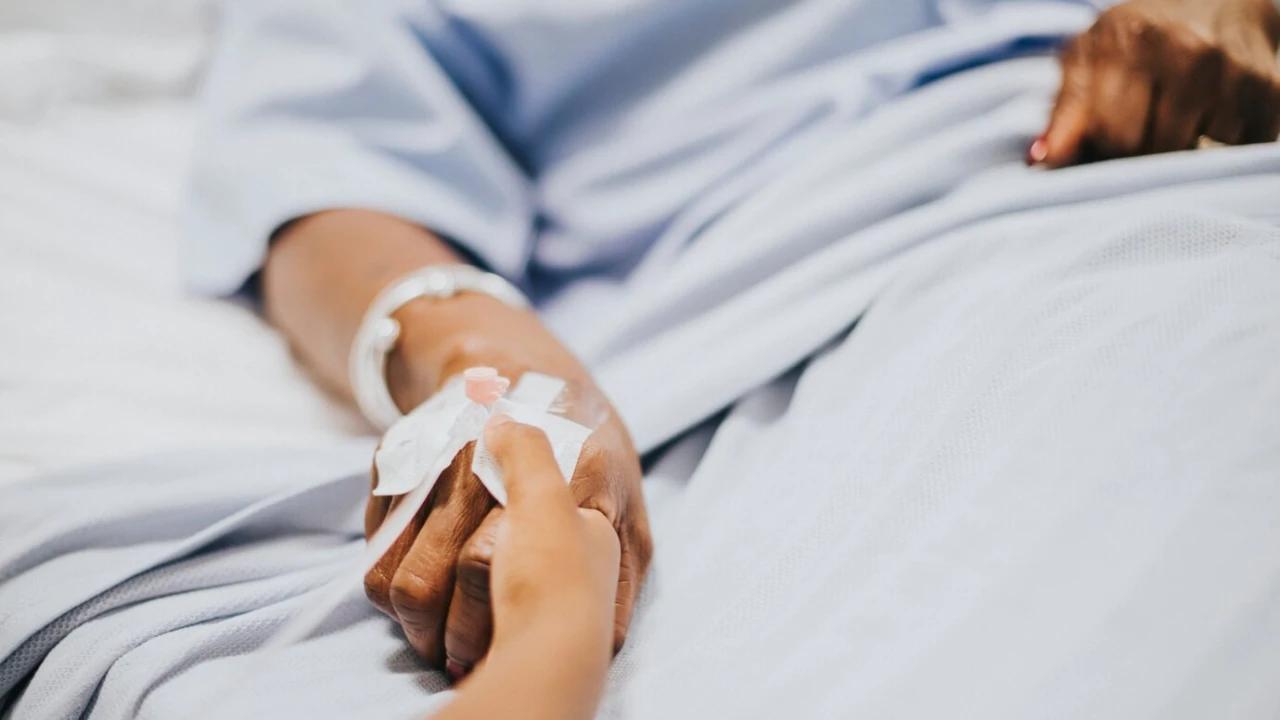 Eks Ketua Ombudsman Ungkap Idap Stroke Mata saat Jalani Sidang Perdana