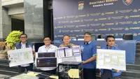 Dirkrimsus Polda Metro Jaya Kombes Ade Safri saat jumpa pers di Markas Polda Metro Jaya, Jakarta, Senin (14/8/2023). (Liputan6.com/Muhammad Radityo Priyasmoro)