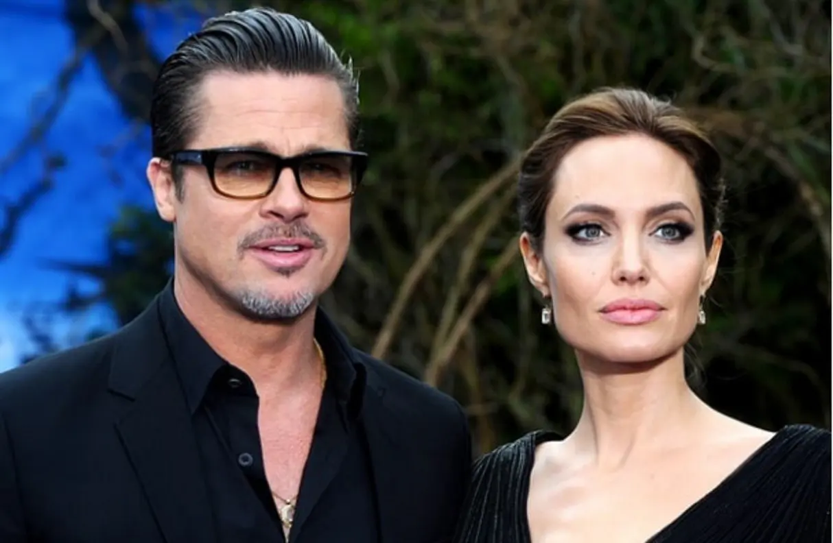 Angelina Jolie dan Brad Pitt.