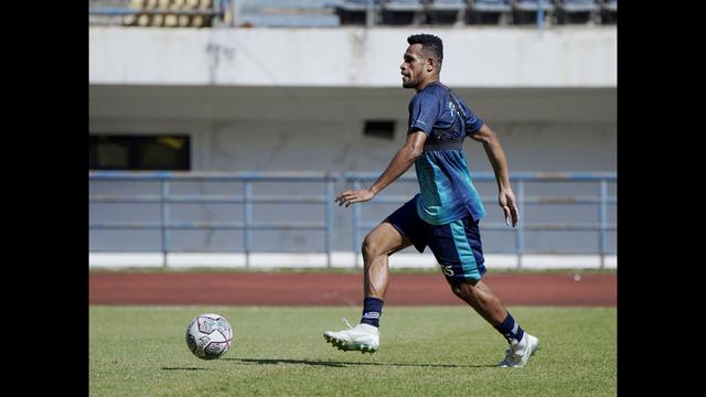 Foto: 3 Penggawa Persib Bandung Berlabel Timnas Indonesia Siap Tampil di Perempat Final Turnamen Piala Presiden 2022