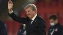 Roy Hodgson. Pelatih asal Inggris yang baru ditunjuk Watford menggantikan Claudio Ranieri ini segera memperbarui rekor sebagai pelatih tertua di Liga Inggris yang masih dipegangnya. Terakhir, ia membesut Crystal Palace saat berusia 73 tahun dan 287 hari (23/5/2021). (AP/Pool/Facundo Arrizabalaga)