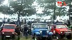 Sekitar 1.143 mobil jip berkumpul di Garut, Jabar, pagi tadi. Jumlah ini memecahkan rekor MURI untuk kategori pengumpulan mobil jenis jip terbanyak di satu tempat.