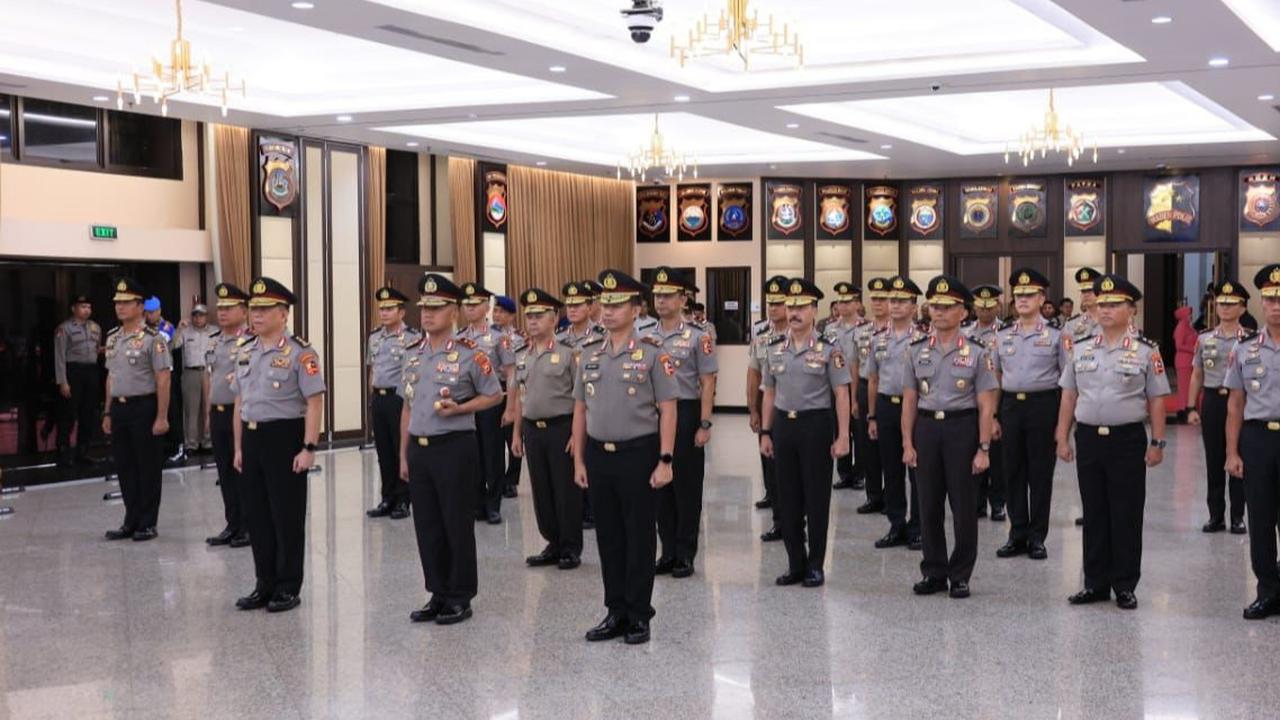 Kapolri Pimpin Kenaikan 38 Perwira Tinggi, Dua Promosi Jenderal Bintang Tiga