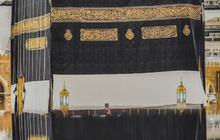 Momen Kiswah, Kain Penutup Ka'bah Diganti Tiap 1 Muharram