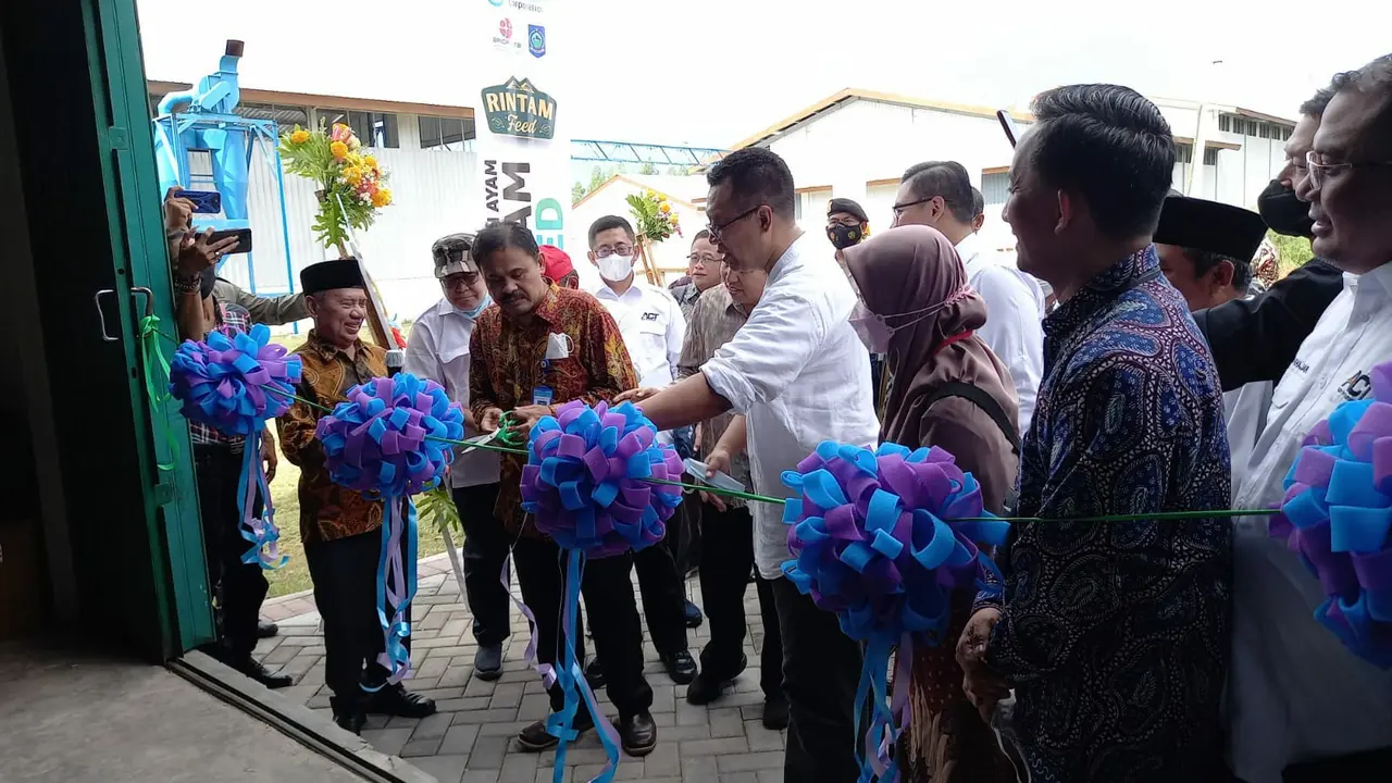 Berdayakan Petani, Global Wakaf Dirikan Pabrik Pakan Hewan Rintam Feed di NTB