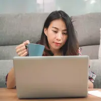 Menyikapi orang lain./Copyright&nbsp;freepik.com/author/tirachardz