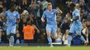 Manchester City langsung merespon untuk menyamakan skor 1-1 pada menit ke-29 melalui sepakan datar Kevin De Bruyne memanfaatkan umpan yang dikirim Phil Foden. (AP/Dave Thompson)