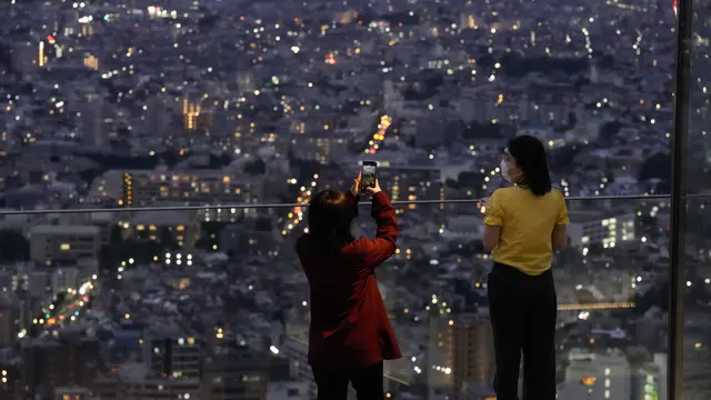 Ramai-Ramai Menikmati Shibuya Sky di Tokyo