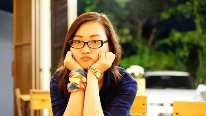 Model: Irma Santoso | Copyright Vemale.com