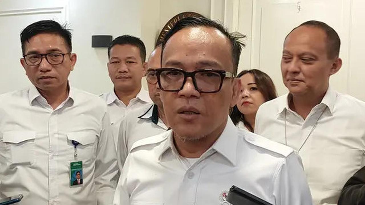 VIDEO: Wamen Noel Gerah Pekerja Disomasi Diminta Bayar Rp75 Juta "Kacau, Kejam Banget Ini!"