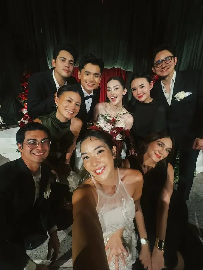 Pasangannya Jadi Groomsmen, Gaya Kompak Nuansa Monokrom Luna Maya, Amanda Manopo, dan Gisella Anastasia di Resepsi Ranty Maria