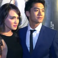 Tarot mempertemukan Shandy Aulia dan Boy William, keduanya diharuskan beradegan mesra.