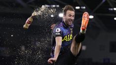 Tottenham berhasil membawa pulang poin penuh saat lawatannya ke markas Brighton pada laga lanjutan Liga Inggris 2021/2022 di Falmer Stadium, Kamis (17/03/2022) dini hari WIB. (AP/Matt Dunham)