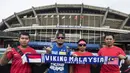 Pendukung Persib, Viking, datang untuk menonton Timnas Indonesia melawan Filipina pada laga SEA Games di Stadion Shah Alam, Selangor, Kamis (17/8/2017). Indonesia menang 3-0 atas Filipina.(Bola.com/Vitalis Yogi Trisna)