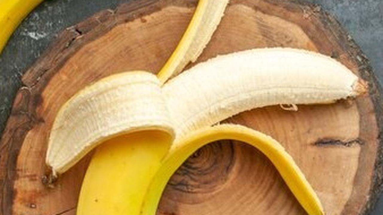 Jadi, jangan ragu untuk menjadikan pisang sebagai bagian dari ritual tidur Anda dan nikmati manfaat tidur yang lebih nyenyak.
