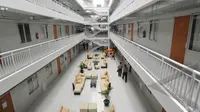 Tersangka Wisma Atlet Enggan Bicara Aliran Dana
