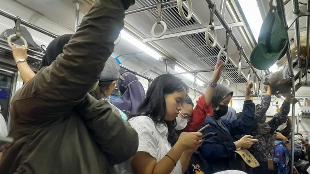Penumpang KRL terganggu saat terjadi gempa