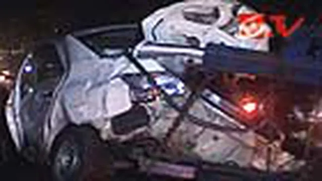 Penumpang Taksi Tewas Ditabrak Kereta