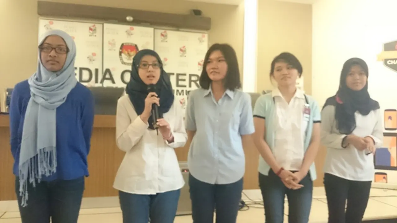 Mengenal Tim Developer Wanita Perancang Aplikasi Pemilu 2014