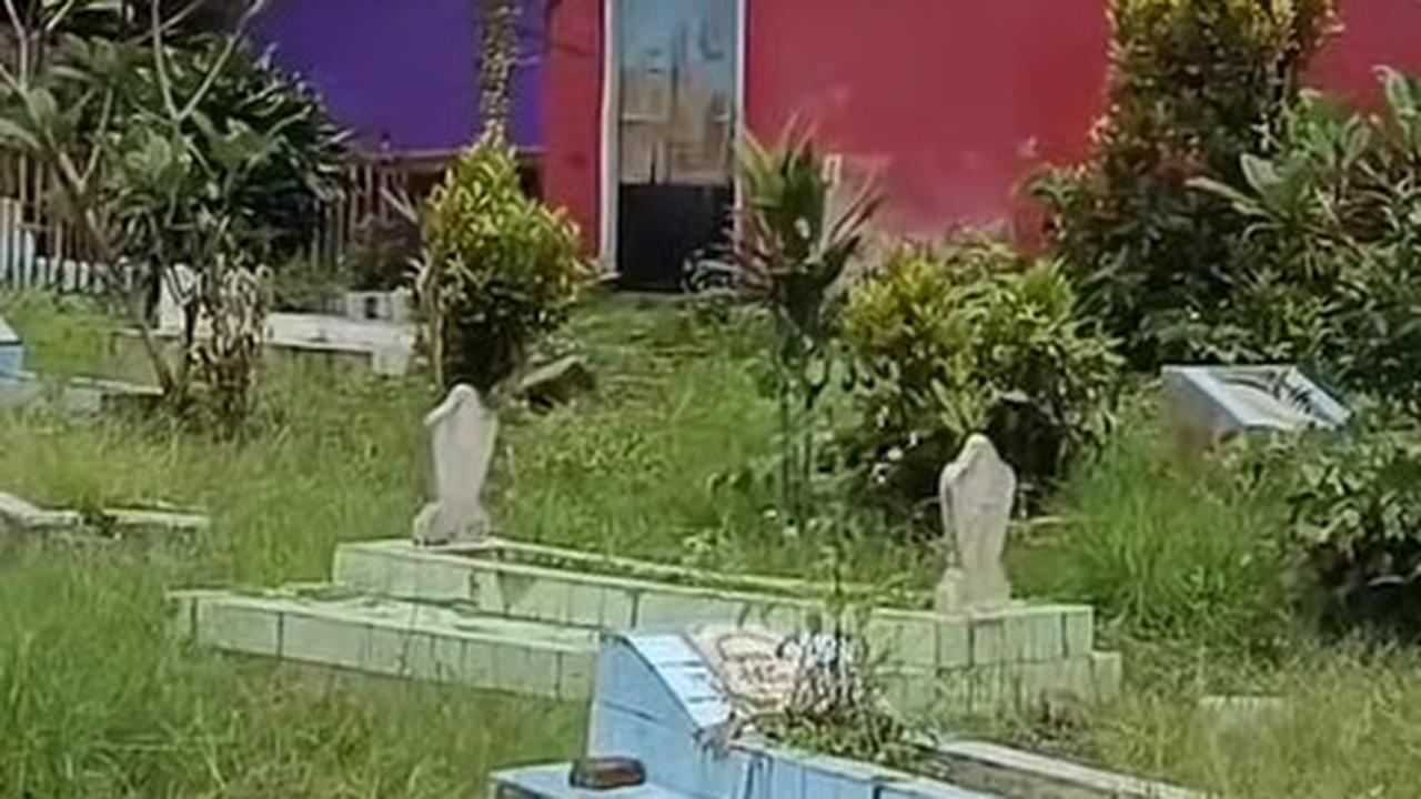 Cerita Warga Purwakarta yang Rumahnya di Samping Makam, Buka Pintu dan Jendela Kamar Langsung Lihat Kuburan