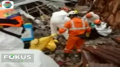 Dari tujuh jasad yang ditemukan, empat berhasil diidentifikasi, sedangkan tiga jasad lainnya masih belum bisa dikenali.